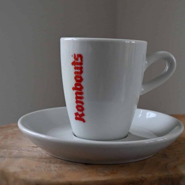 Koffiekopjes met schotel huren – servies voor koffie en thee op evenementen, vuil retour mogelijk, verpakt per 24 sets